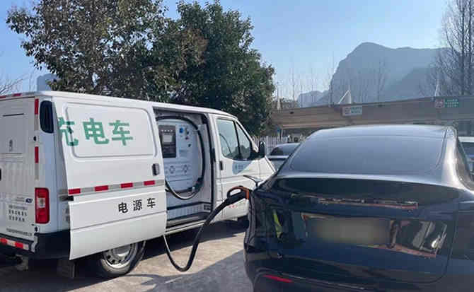 湖滨区汽车搭电